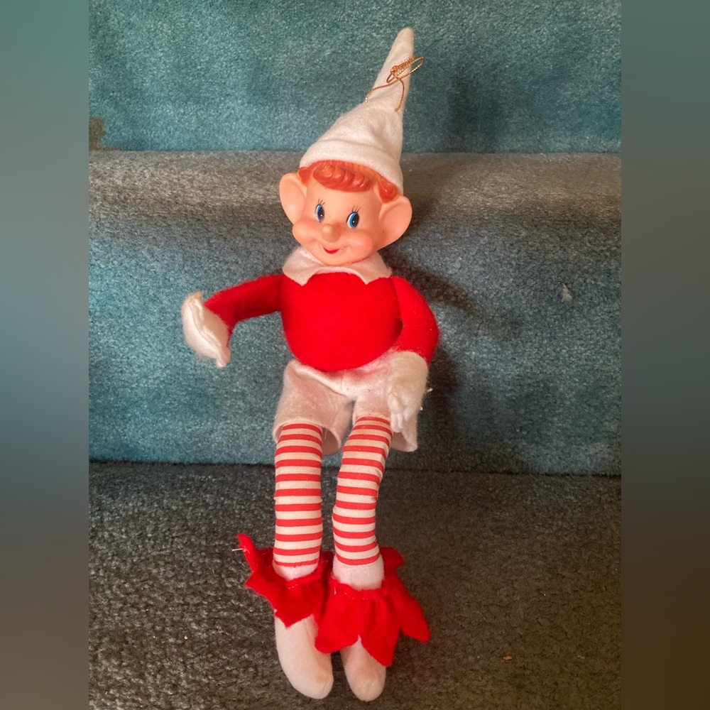 Vintage Elf Knee Hugger Shelf sitter LARGE posable 15” to tip of hat.  So RETRO